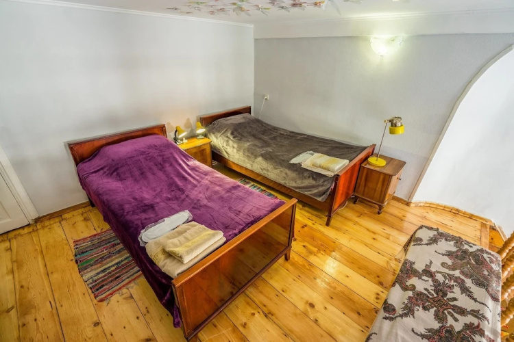 Kg Guest House