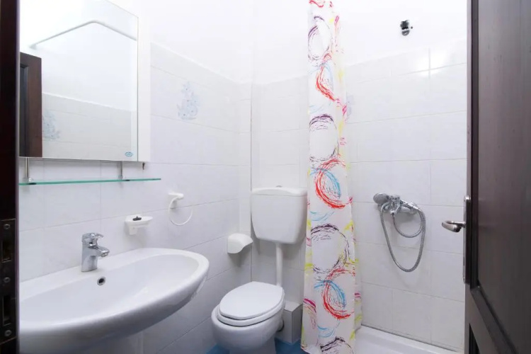 Kentrikon Rooms