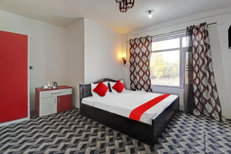Classic Triple room