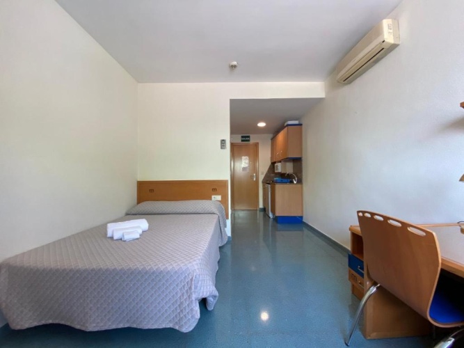 Deluxe Single room