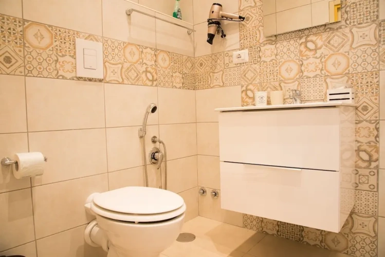 Deluxe Double room with city view