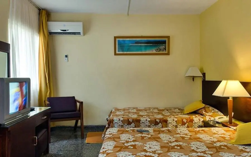 Villa Tropico