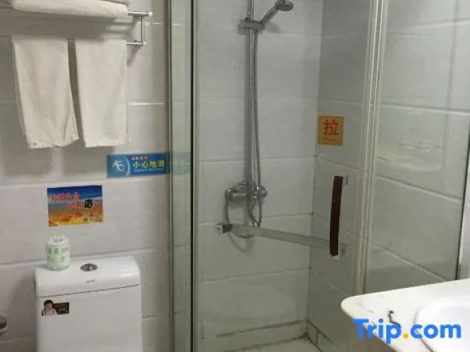Haining chunxi hotel