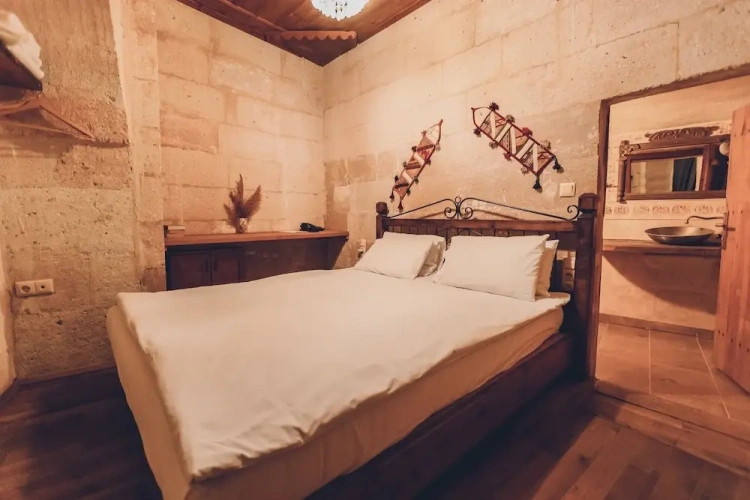 Economy Double room with courtyard view