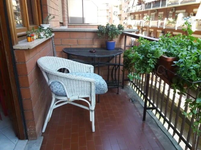 Standard Twin room with balcony