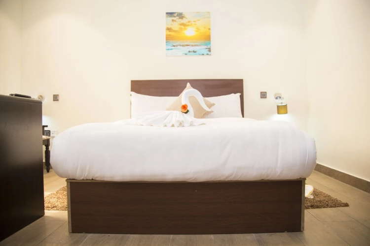 Volta Serene Hotel