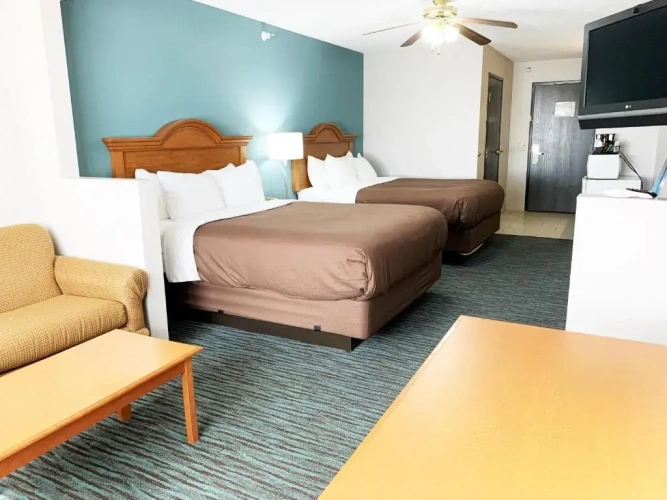 Quadruple Suite