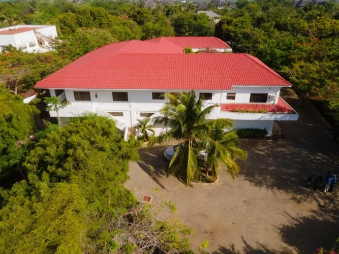 2 Bedrooms Villa