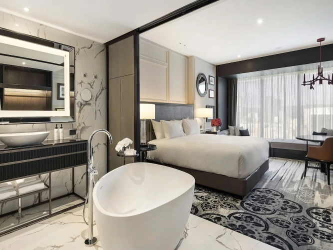 Luxury Double Club room