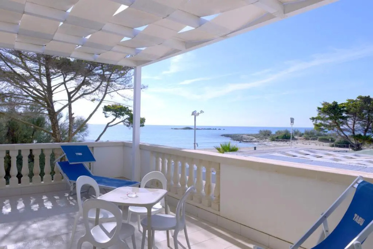 Tabù Hotel