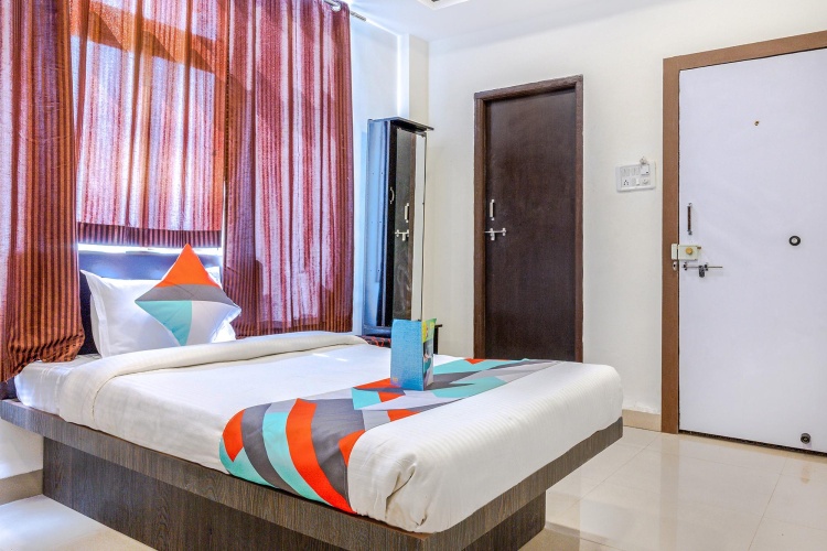 Deluxe Single room
