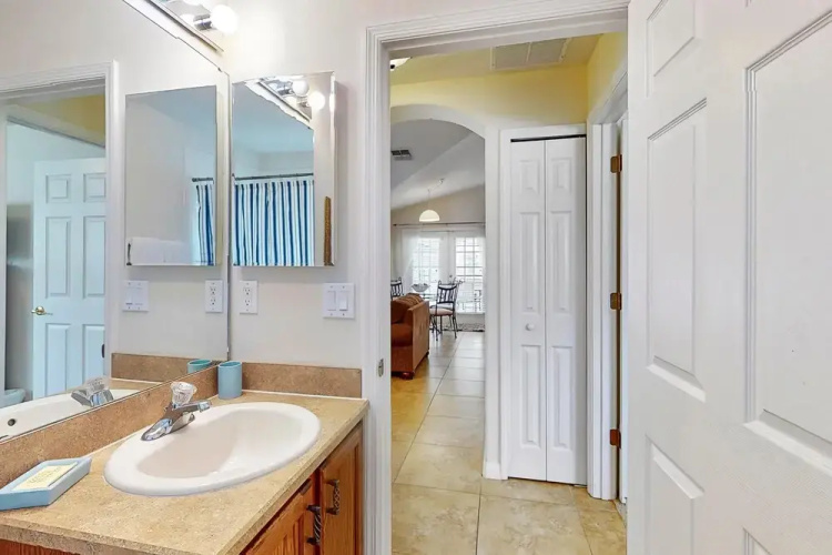 Anthea's Orange Tree Villa home