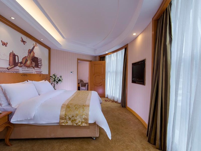 Deluxe Double Suite