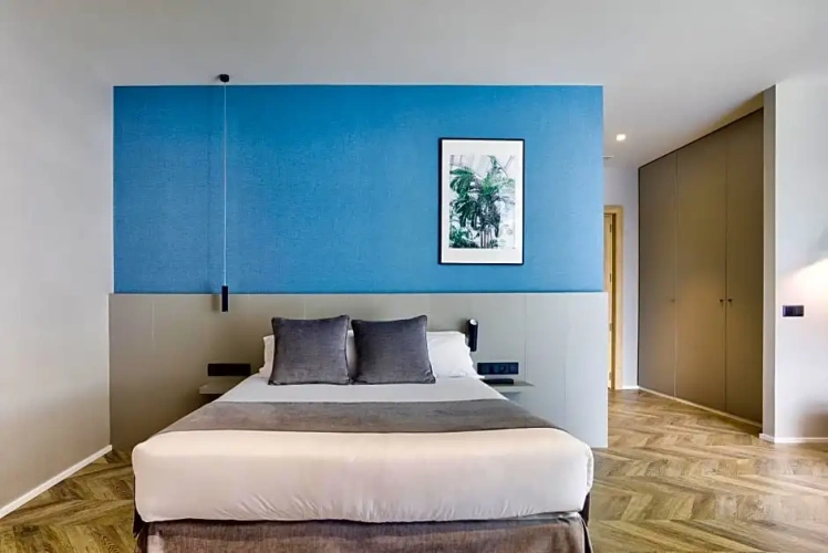 Premium room
