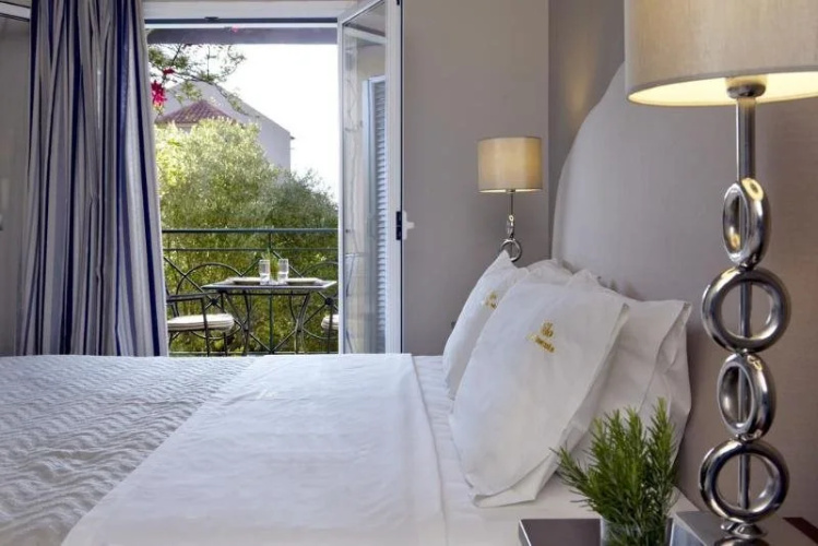 Silo Hotel Apartments