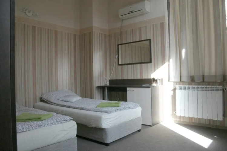Roger's Hotel