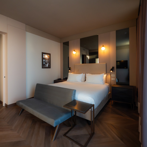 Double Suite