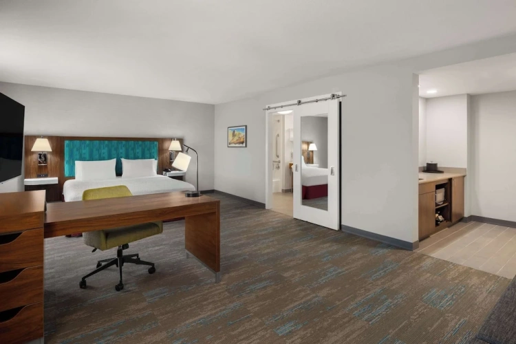 Double Suite