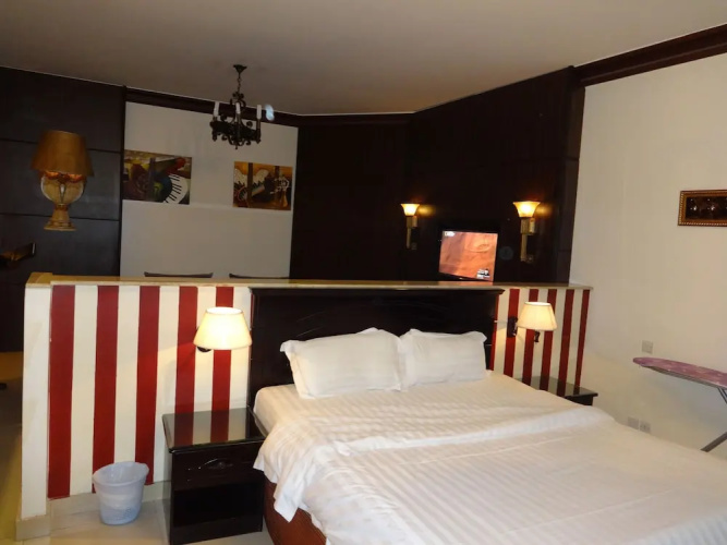 Orans Suites