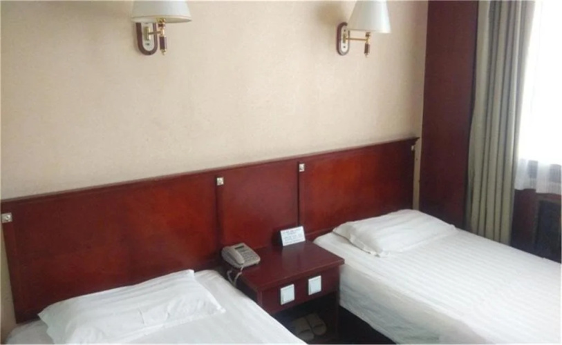 Chengde Jichu Hotel