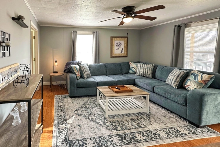2 Bedrooms Cottage