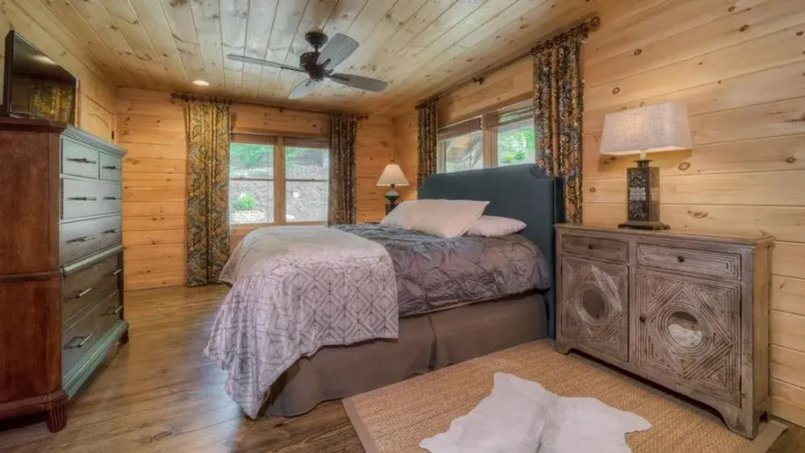 Uplifting by Escape to Blue Ridge