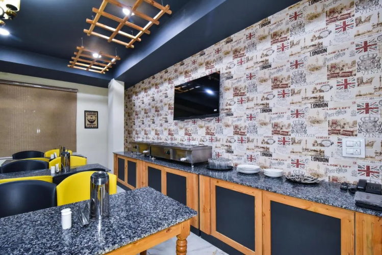 Hotel Pawan Regency