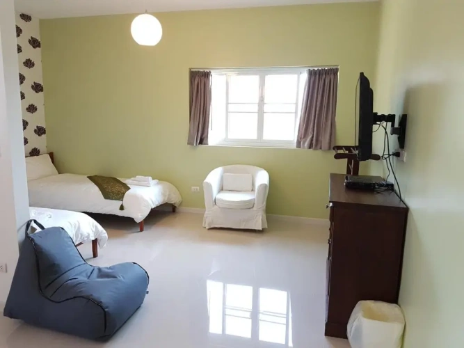 Standard Family room with mountain view