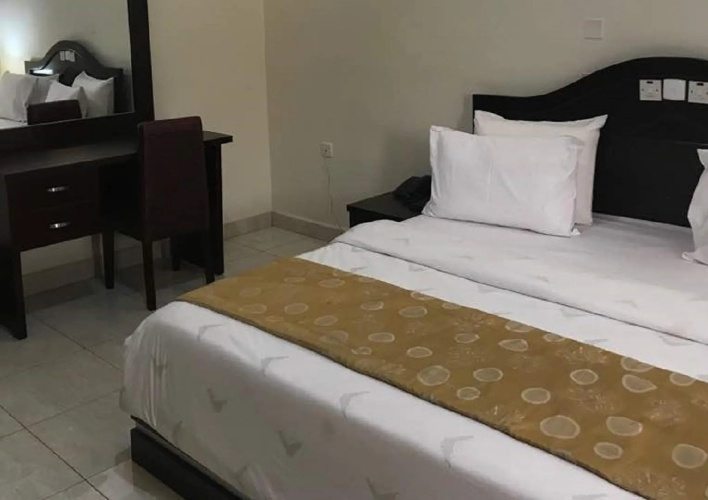 Jim-Eddy Suites