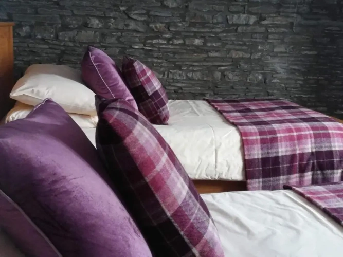 3 Bedrooms Cottage