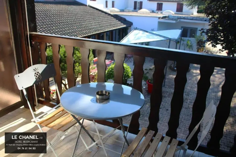 Standard Double room with garden view