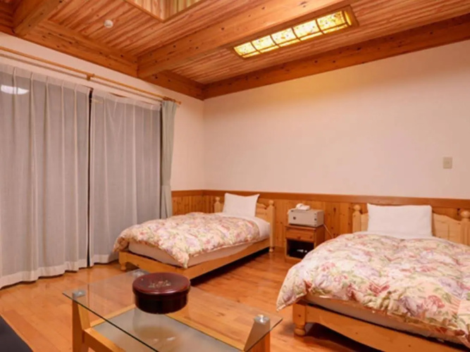 Nanaironoyu Hotel