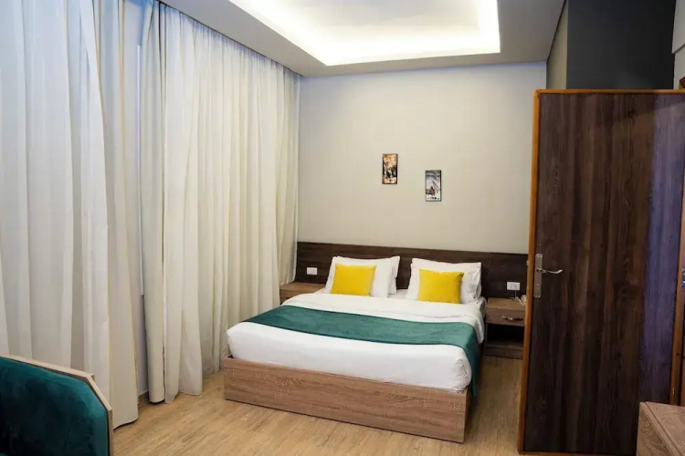 Aldora Residence suites