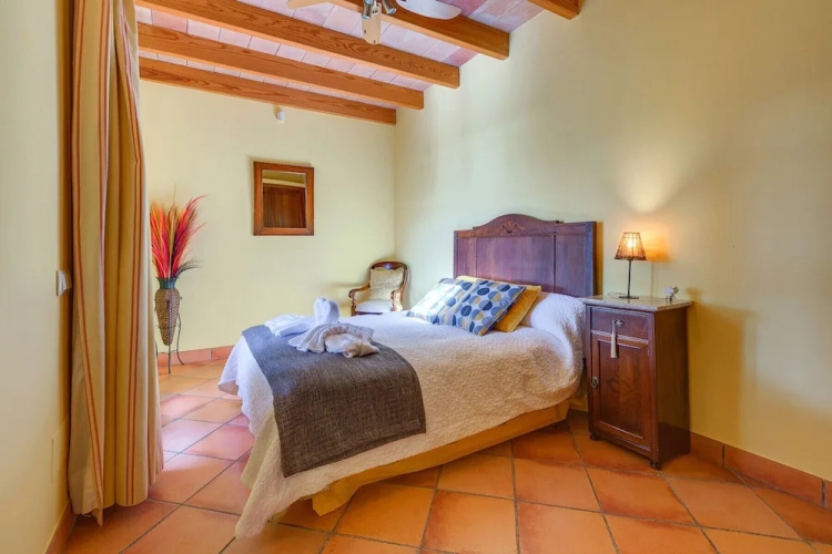 New! Villa Alaro by Priority