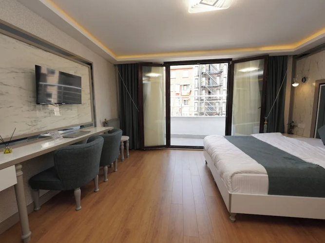 Gazelle Suites