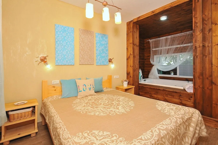 Mul Kineret Suites