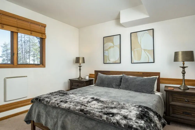 5 Bedroom Whole Home With Mountain Views