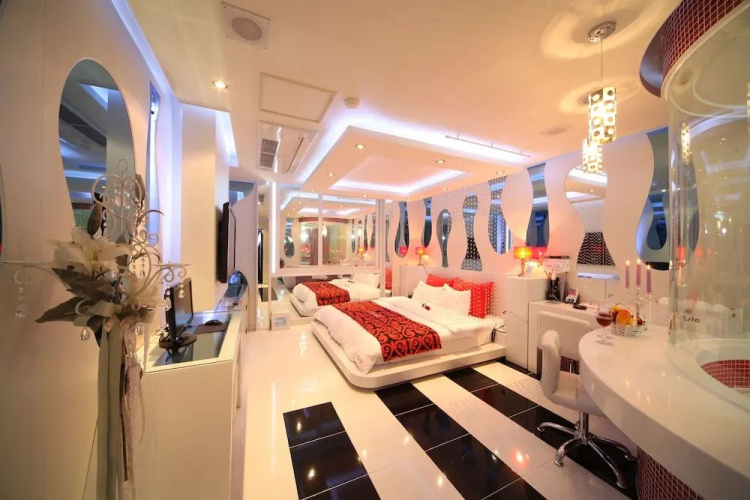 Esia hotel