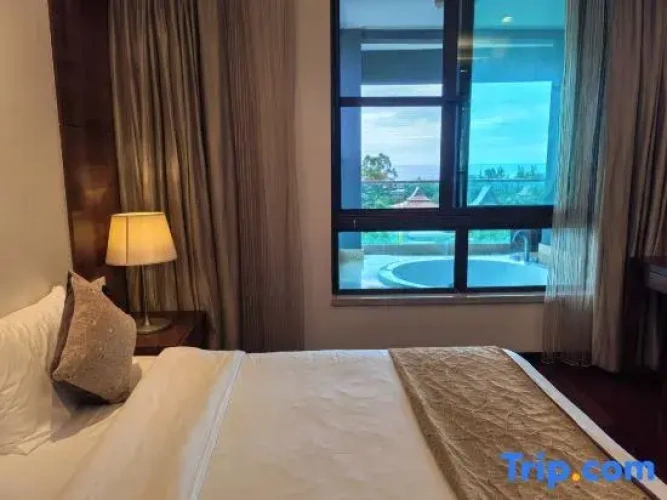2 Bedrooms Suite seafront