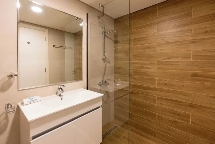 Bloomfields Iconic 2BR Duplex Apartment