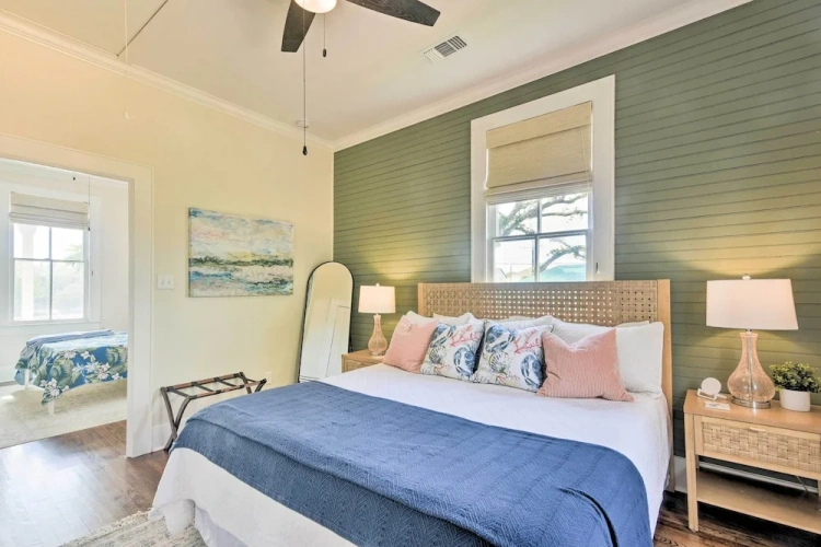 2 Bedrooms Cottage