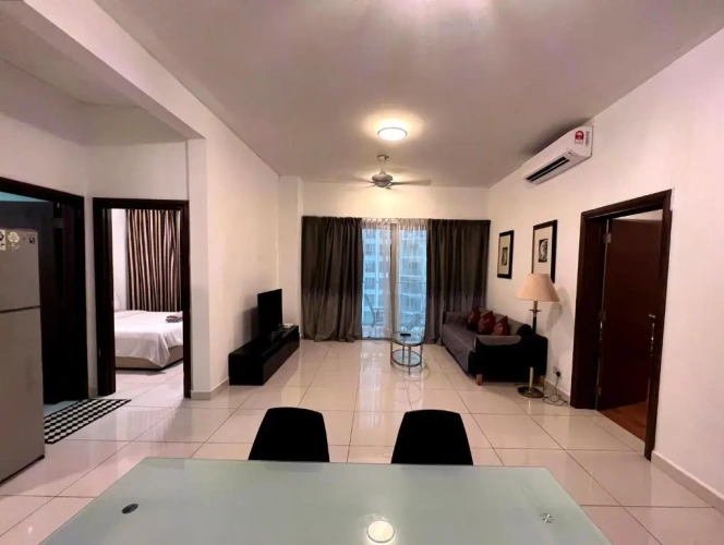 2 Bedrooms Apartment