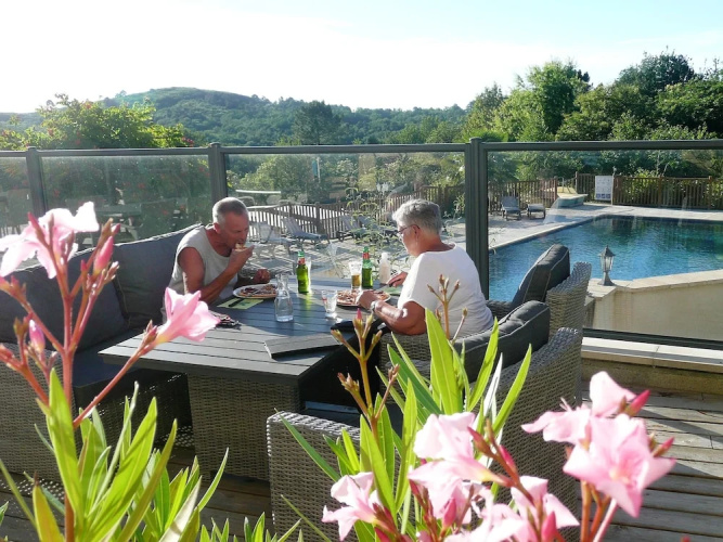 Camping Les Charmes