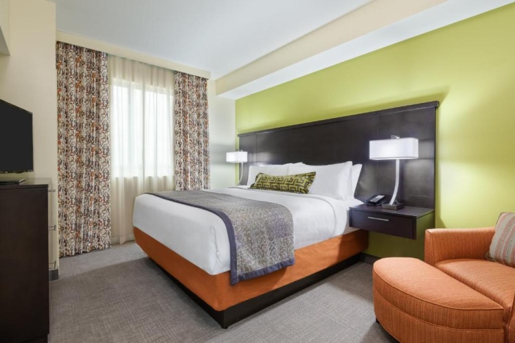 2 Bedrooms Suite