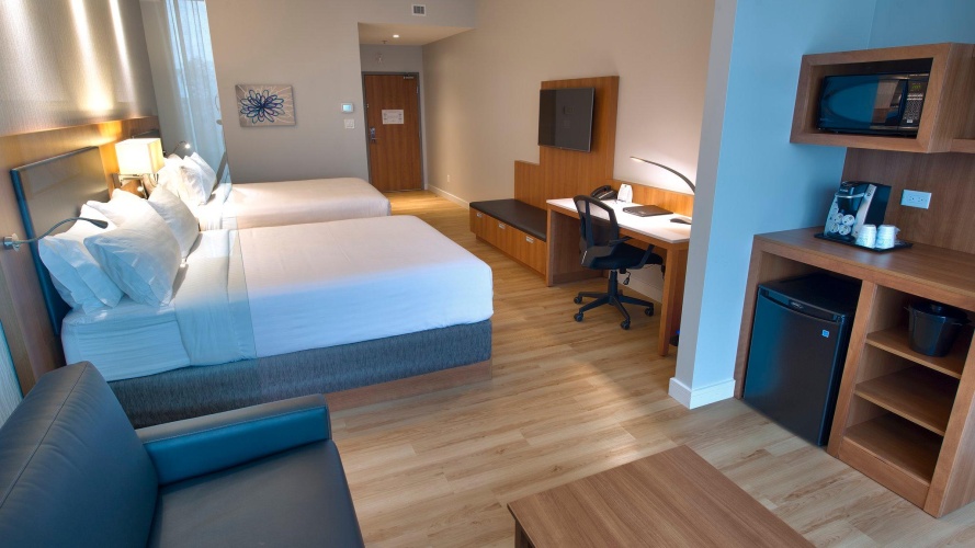 Quadruple Suite