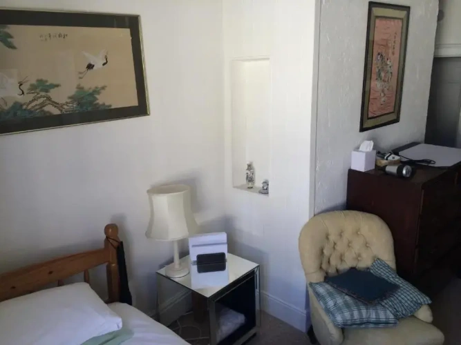 Deluxe Single room