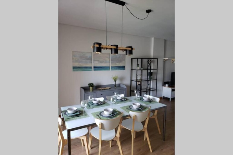 3 Bedrooms Apartment