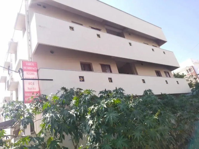 Varun Residency By OYO Rooms