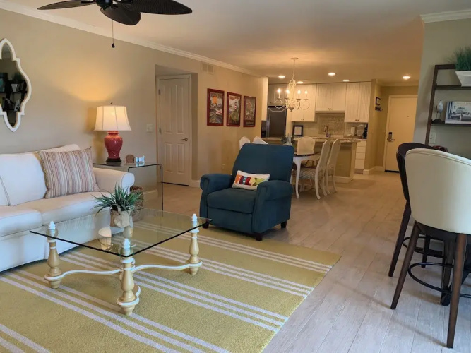 Cutter Court 922
