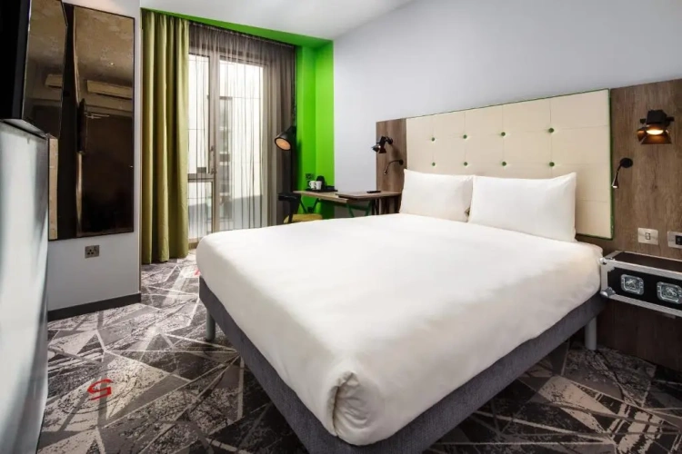 The Queen Double room